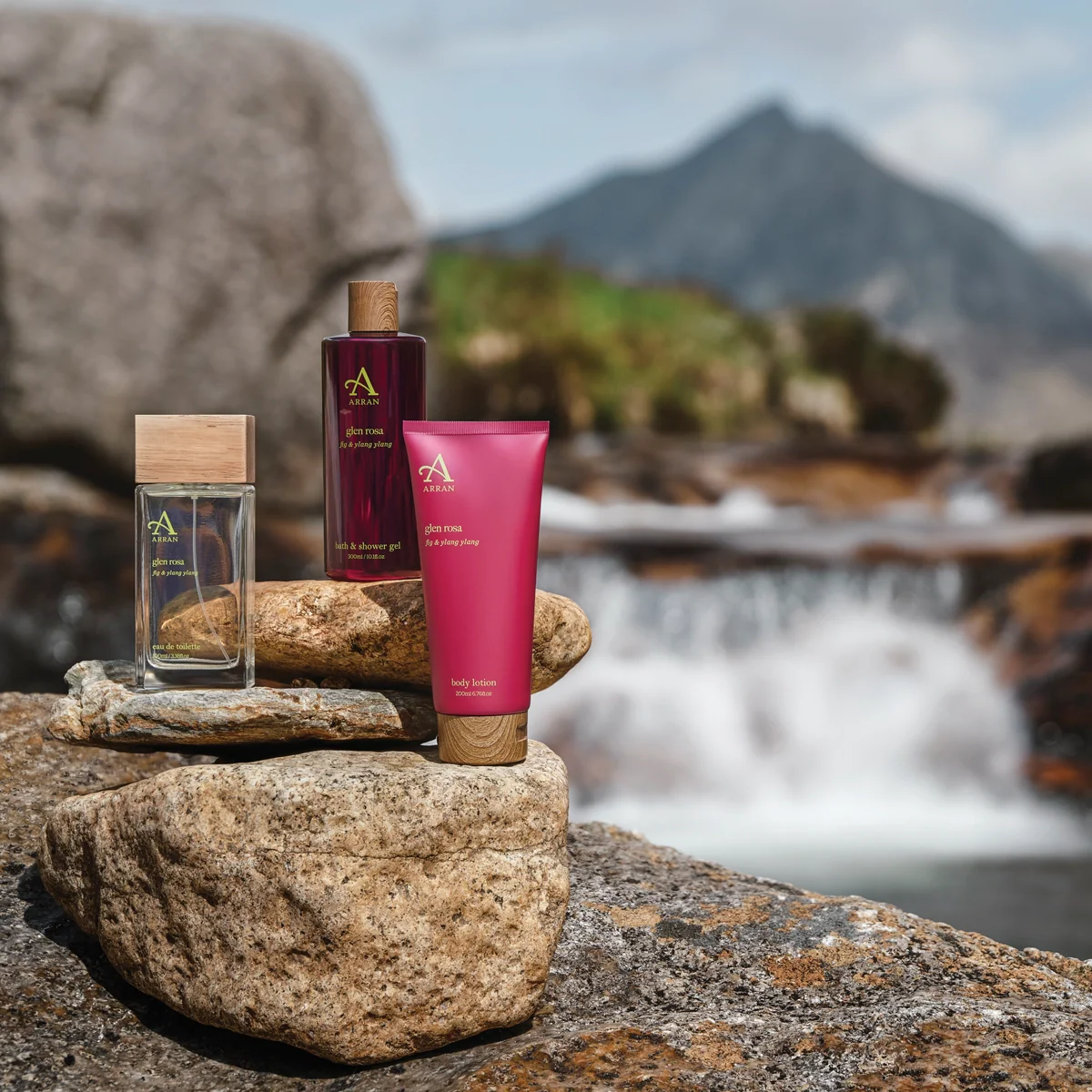 Glen Rosa 300ml Bath & Shower Gel - Image 3