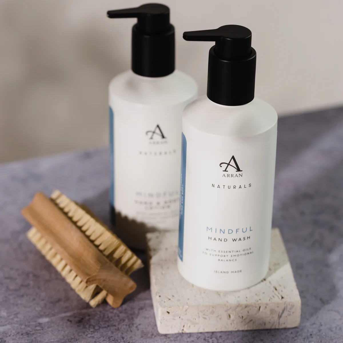 Mindful Lemon & Patchouli Hand Wash - Image 2